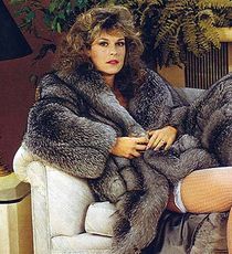 Sheri St Clair, 68 лет Sheri St Clair, 68 лет